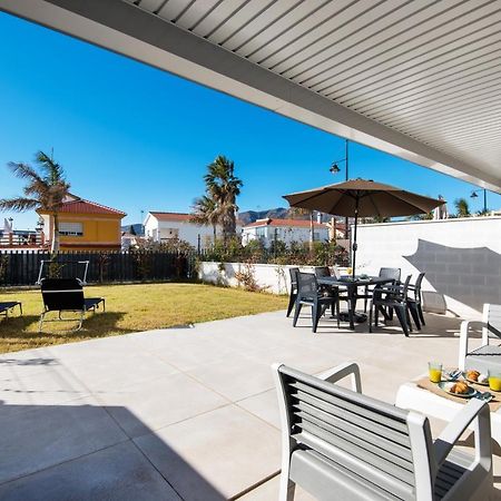 Lujoso Piso Con Jardin Privado A Dos Minutos Andando De La Playa Los Alamos Torremolinos Exterior foto